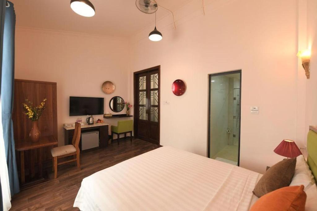 Old Quarter Family Hotel Hanoi Esterno foto